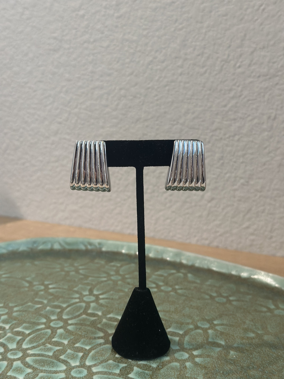Ridge Earring