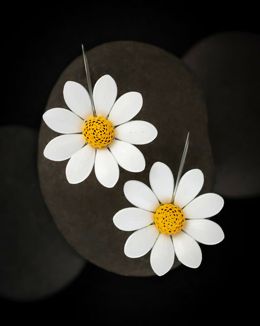 Maatru - Daisies